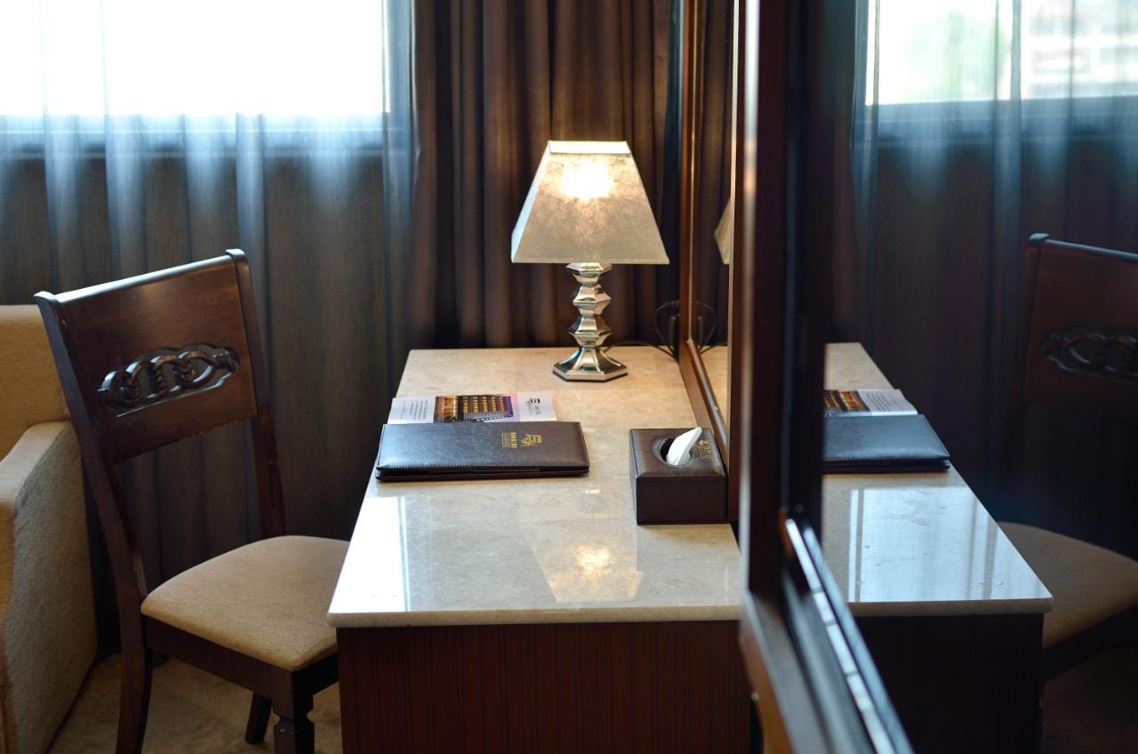 Guanko Hotel Jiayi Zewnętrze zdjęcie